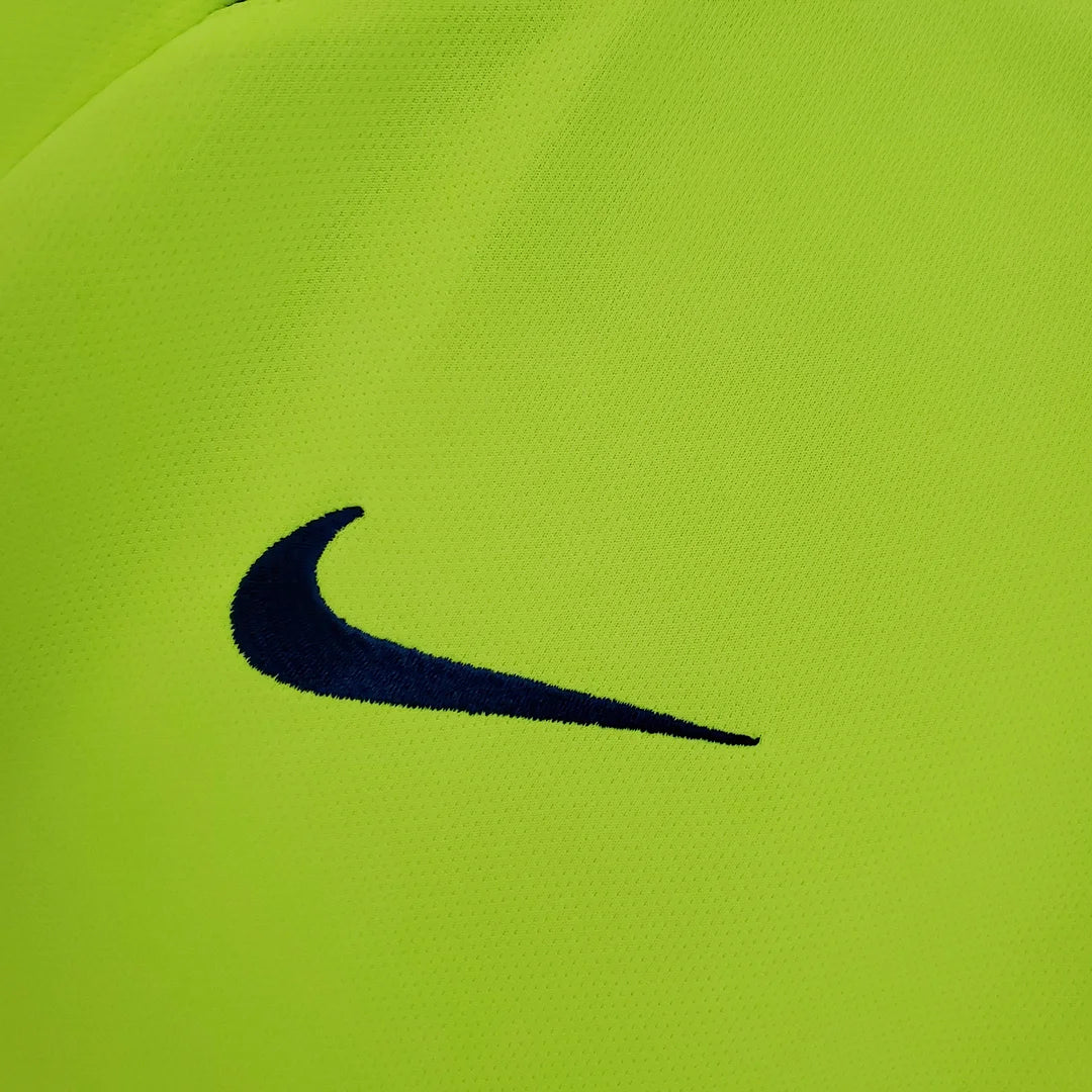 2005-2006 Retro Barcelona Away Jersey
