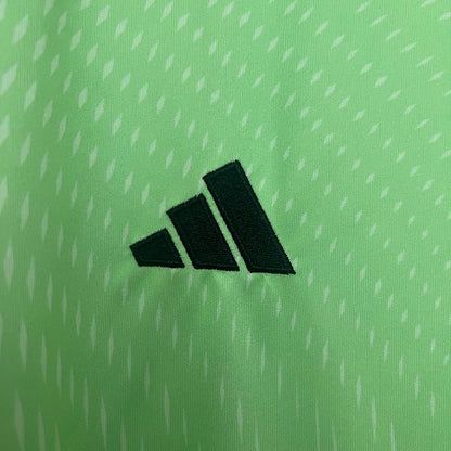 2025/2026 Bayern Munchen Green Goalkeeper Kit