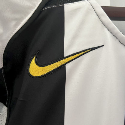 2004-2005 Retro Juventus Home Jersey