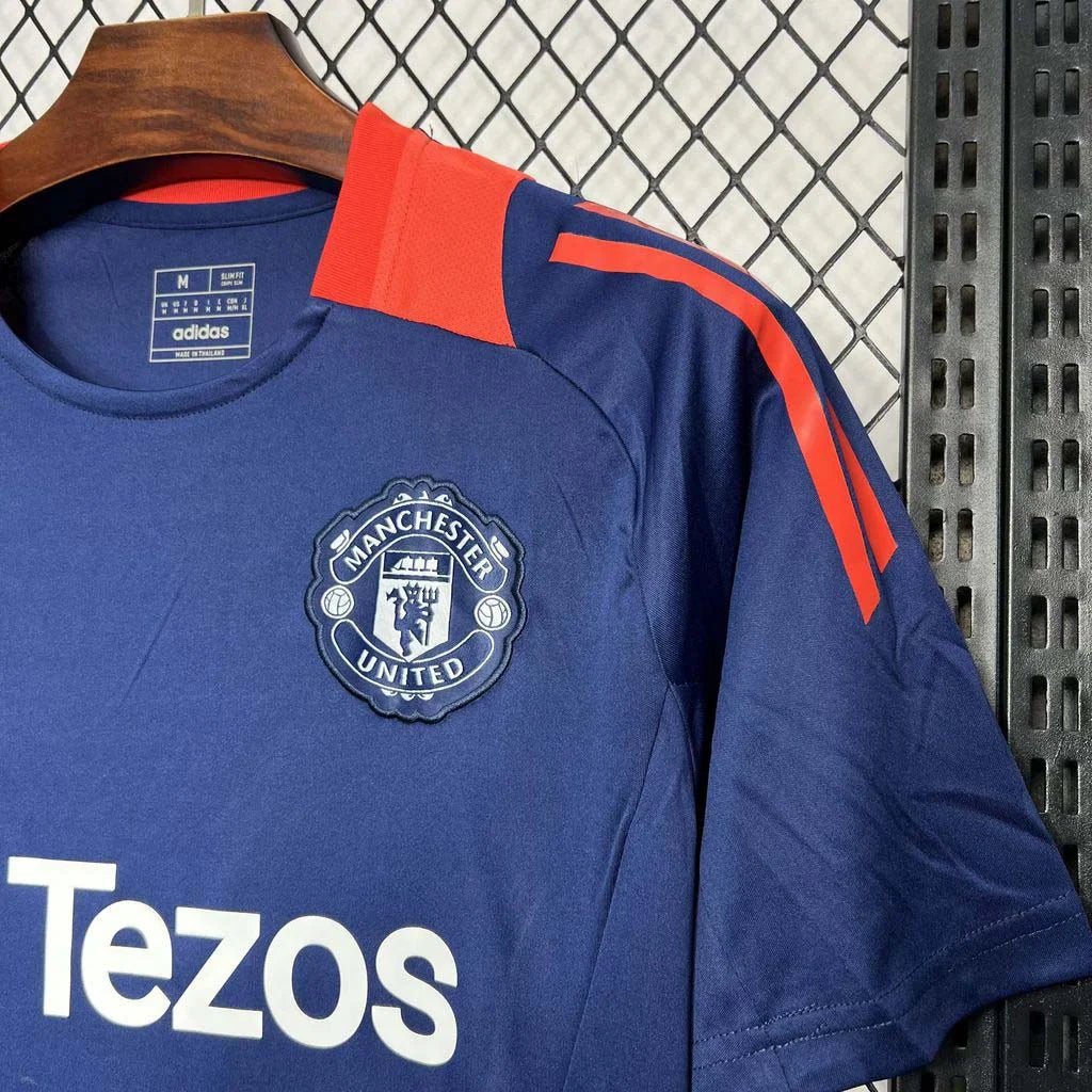 2024/2025 Manchester United Pre-Match Kit